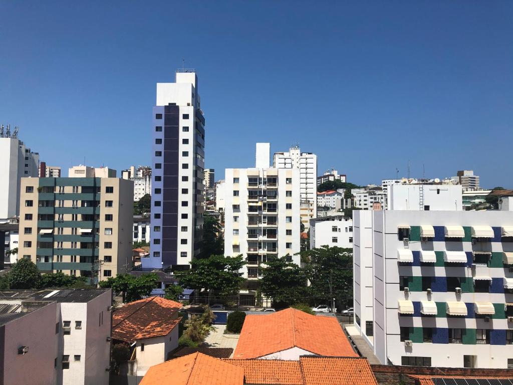 Ampla cobertura com piscina