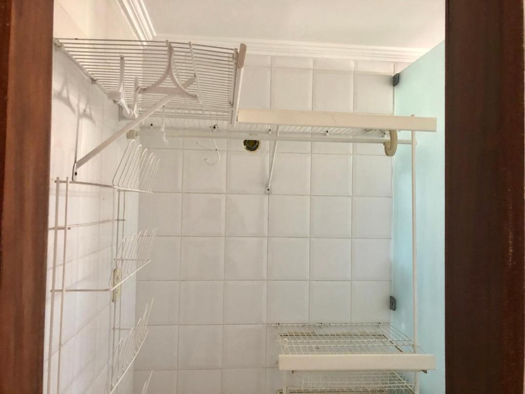  Ampla cobertura com piscina