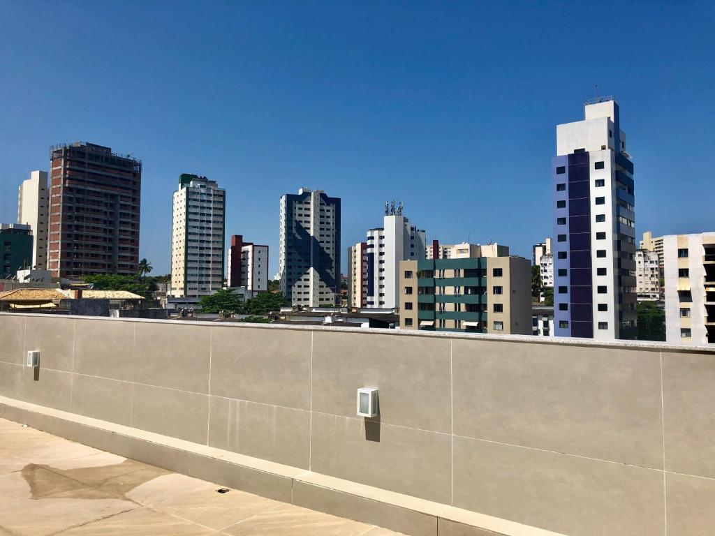  Ampla cobertura com piscina