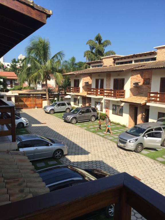  Casa condomínio fechado Bertioga