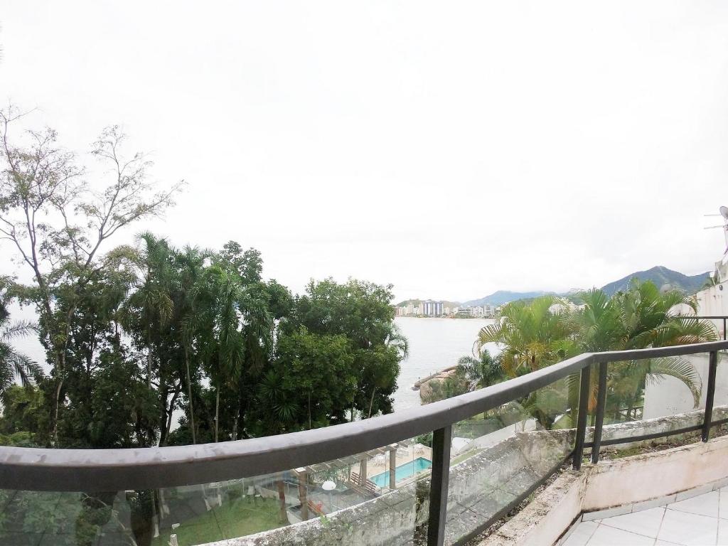  Duplex pé na areia com vista para o mar