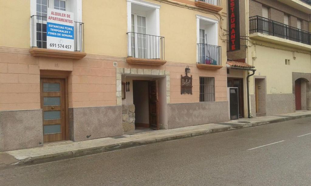 Camino a Monasterio de piedra, Alhama de Aragón – Updated ...