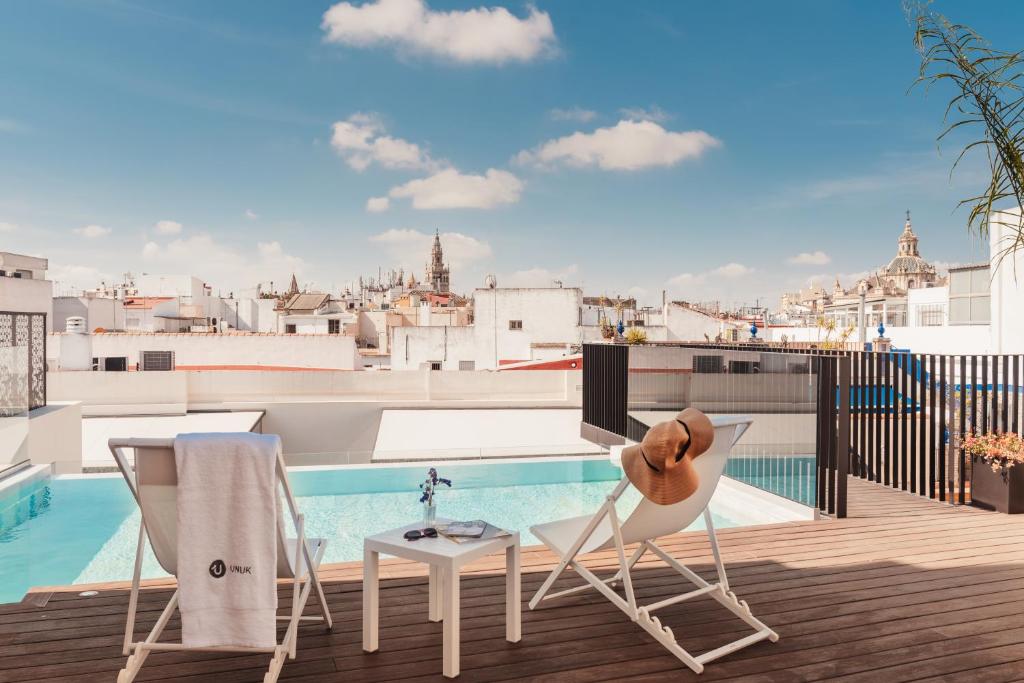 Hotel Unuk, Seville – Updated 2022 Prices
