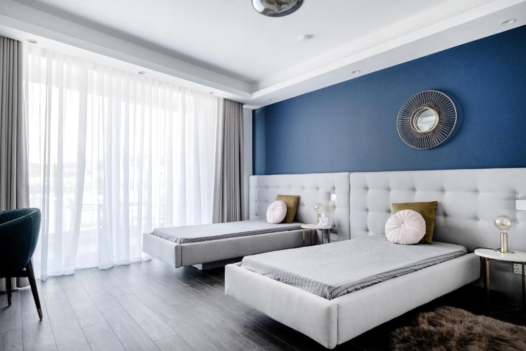 Million Sunsets Luxury Apartments - 7