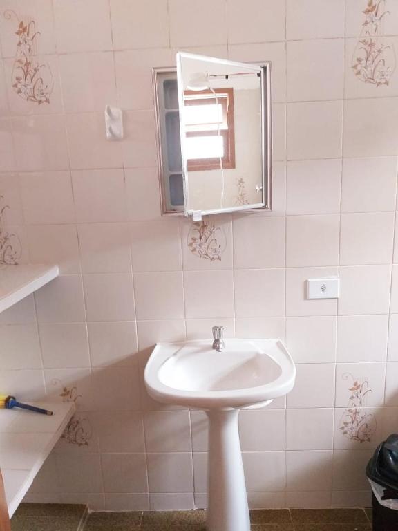  Casa 3 dormitórios no Perequê Mirim