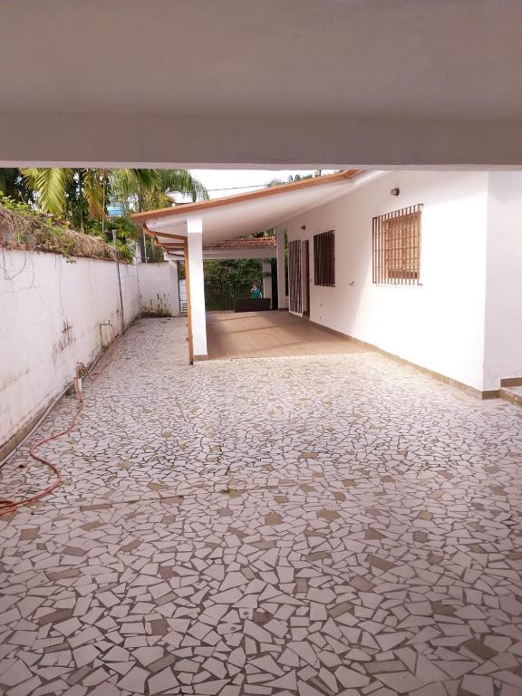  Casa 3 dormitórios no Perequê Mirim