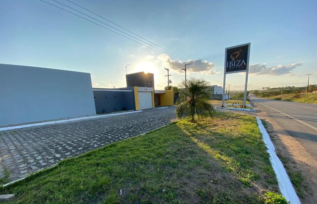  IBIZA MOTEL