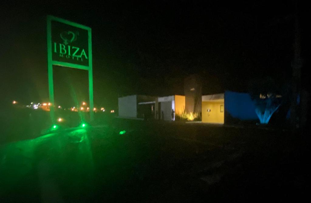 IBIZA MOTEL