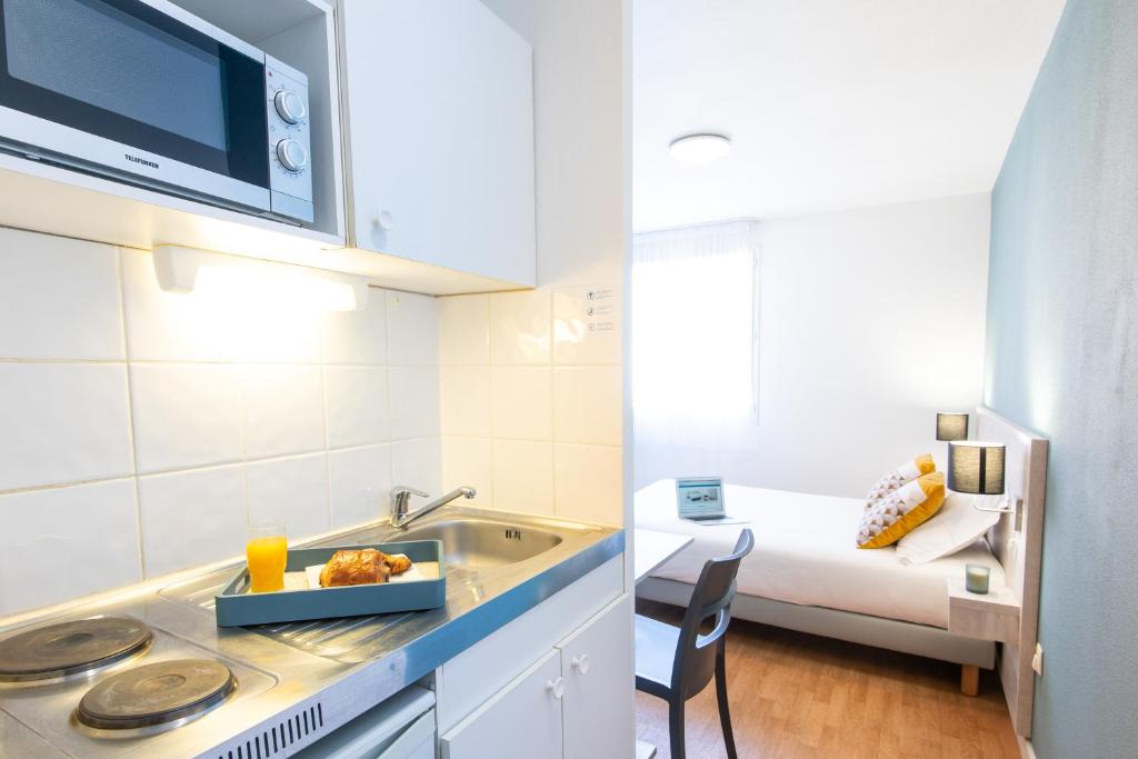 Comfort Aparthotel Aix Le Tholonet - Resim 21