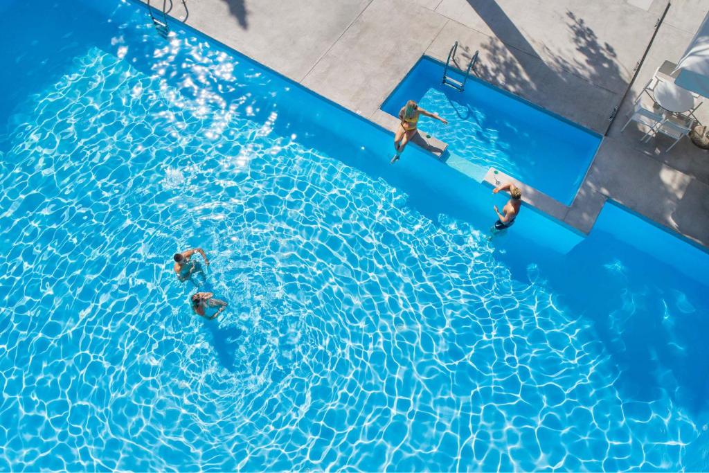 The swimming pool at or close to Hotel Kriopigi