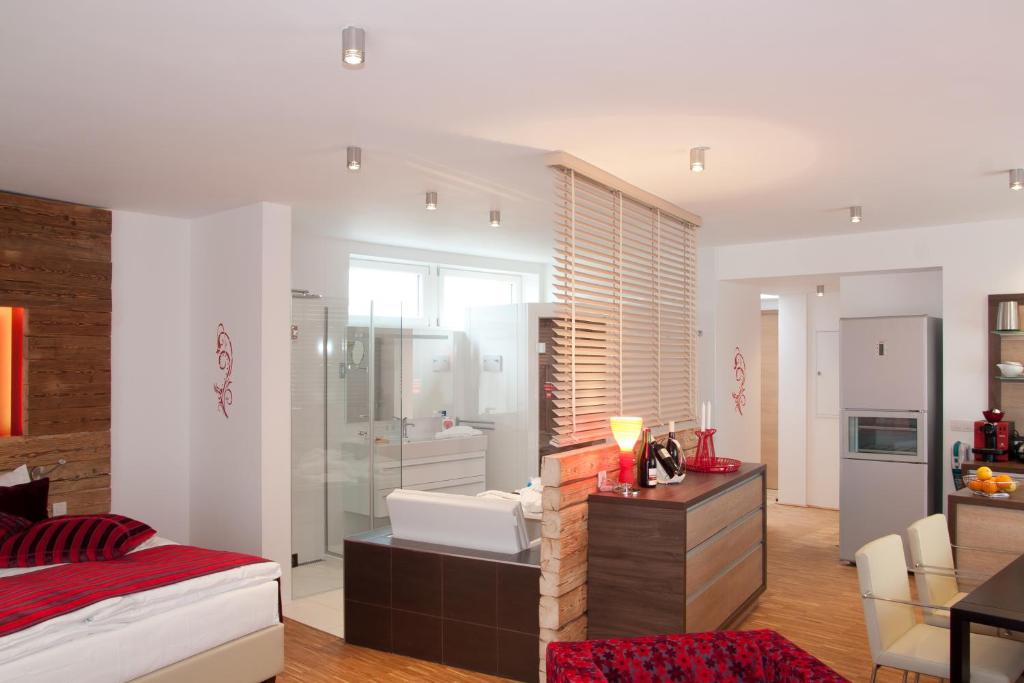 Postel nebo postele na pokoji v ubytování Deluxe Apartment Sonnleitner - ADULTS ONLY