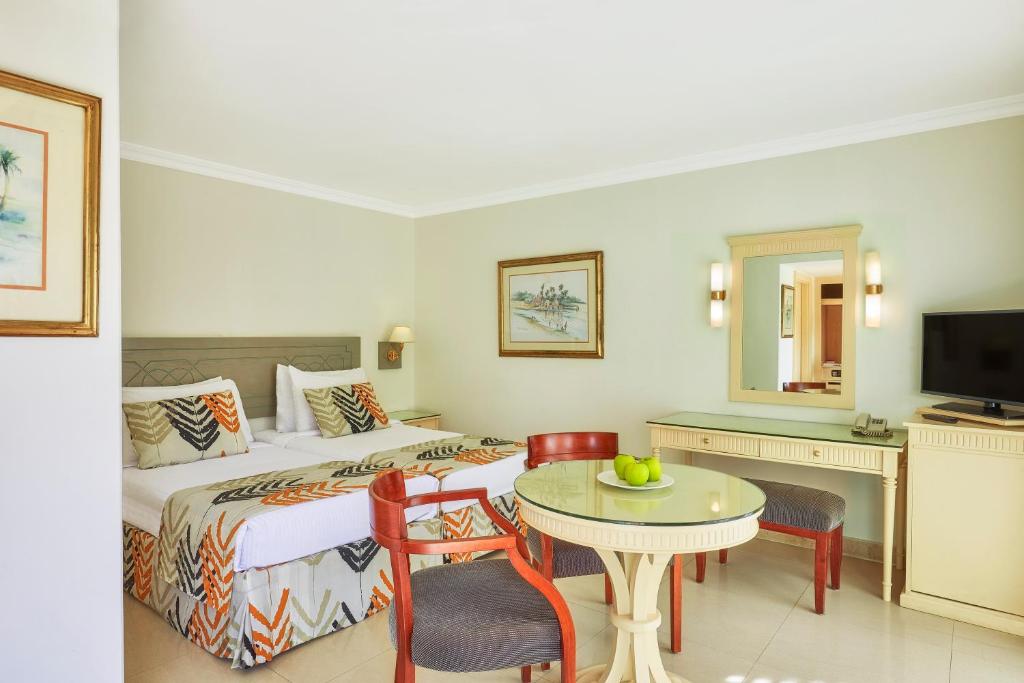 Le Caire : Cairo Pyramids Hotel 4 chambre double standard