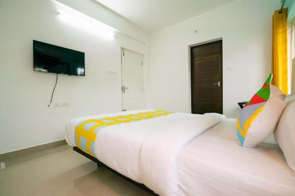 TV a/nebo společenská místnost v ubytování Flamingo Suites
