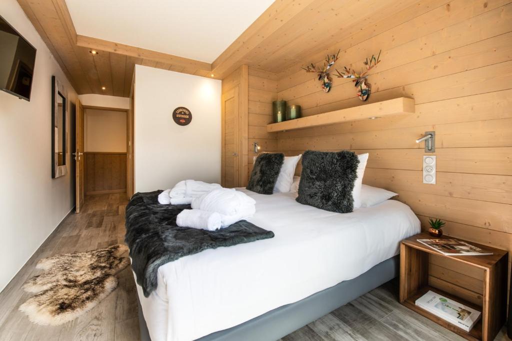 Postel nebo postele na pokoji v ubytování Mammoth Lodge by Alpine Resorts