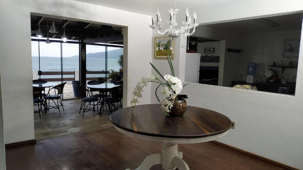  Casa em Canto Grande Frente Mar