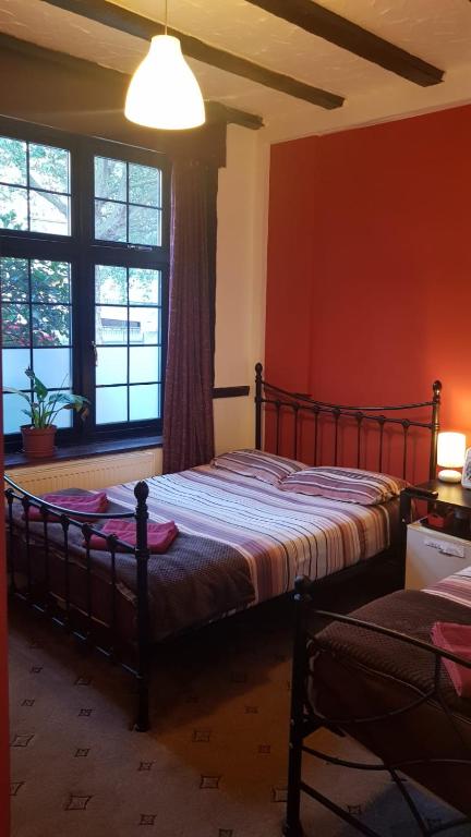 
Triple Room with Bathroom
