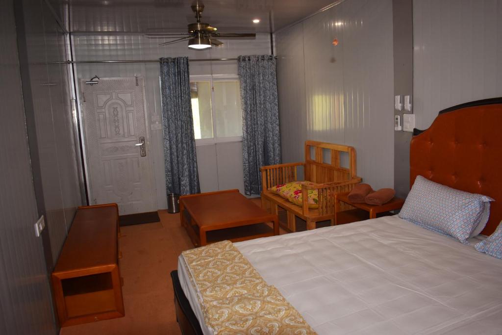 Postel nebo postele na pokoji v ubytování Private Rooms with International Airport View