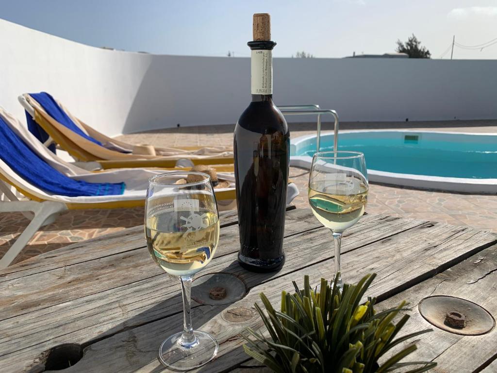 Pico Partido villa heated pool italokat is kínál