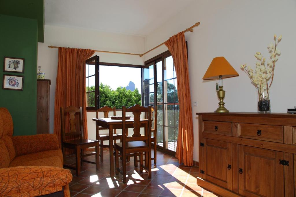 A seating area at VACACIONAL LA TEA THE BEST LOCATION and THE BEST VIEWS