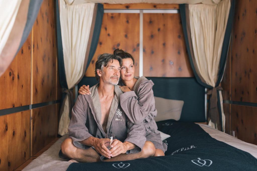Majutusasutuse Wellnesshotel ...liebes Rot-Flüh külastajad