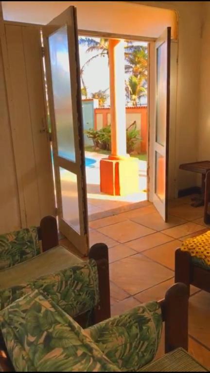  Casa Maravilhosa Frente Mar em Vilas do Atlântico - 6 quartos