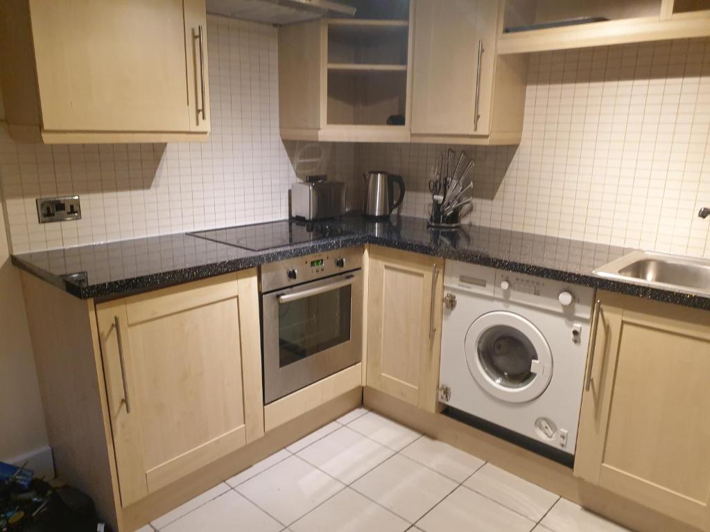 Xclusive Living Stay in Jewelry Quarter, Caroline Street