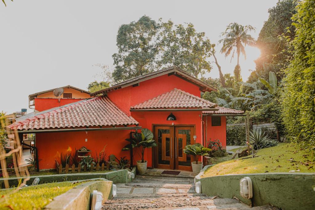 Um jardim em Hostel Refúgio