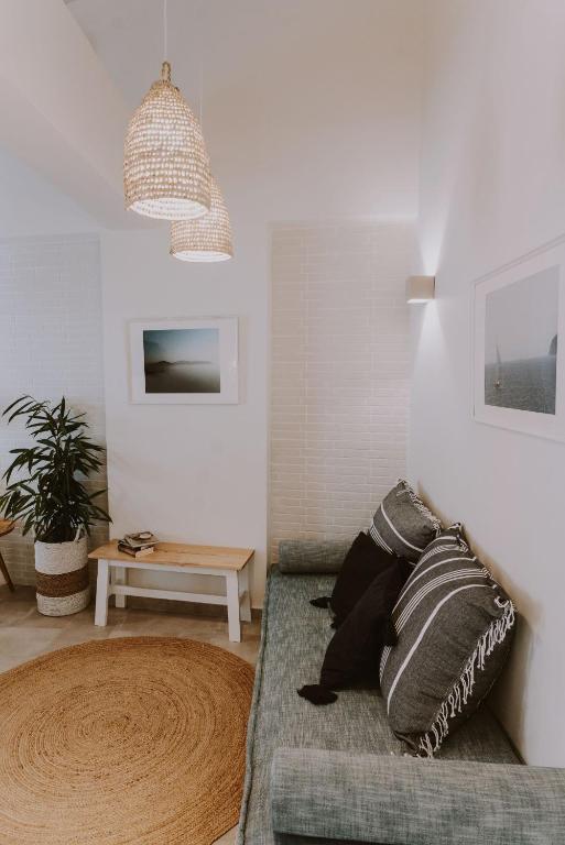 ERIEL Boutique Apartments - 18