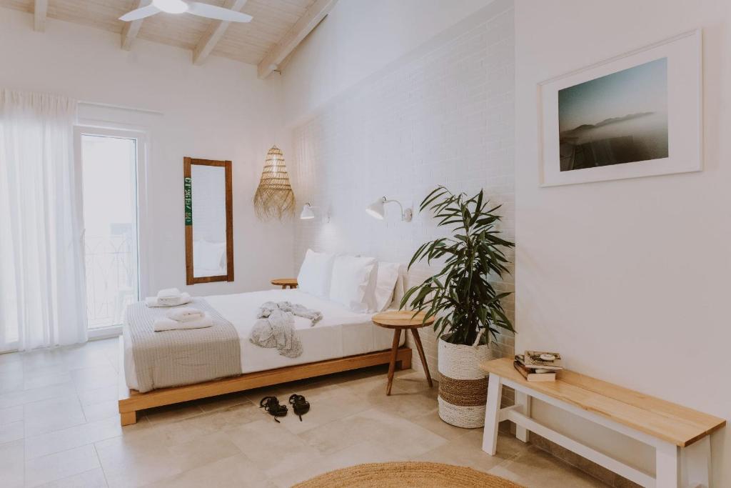 ERIEL Boutique Apartments - 15