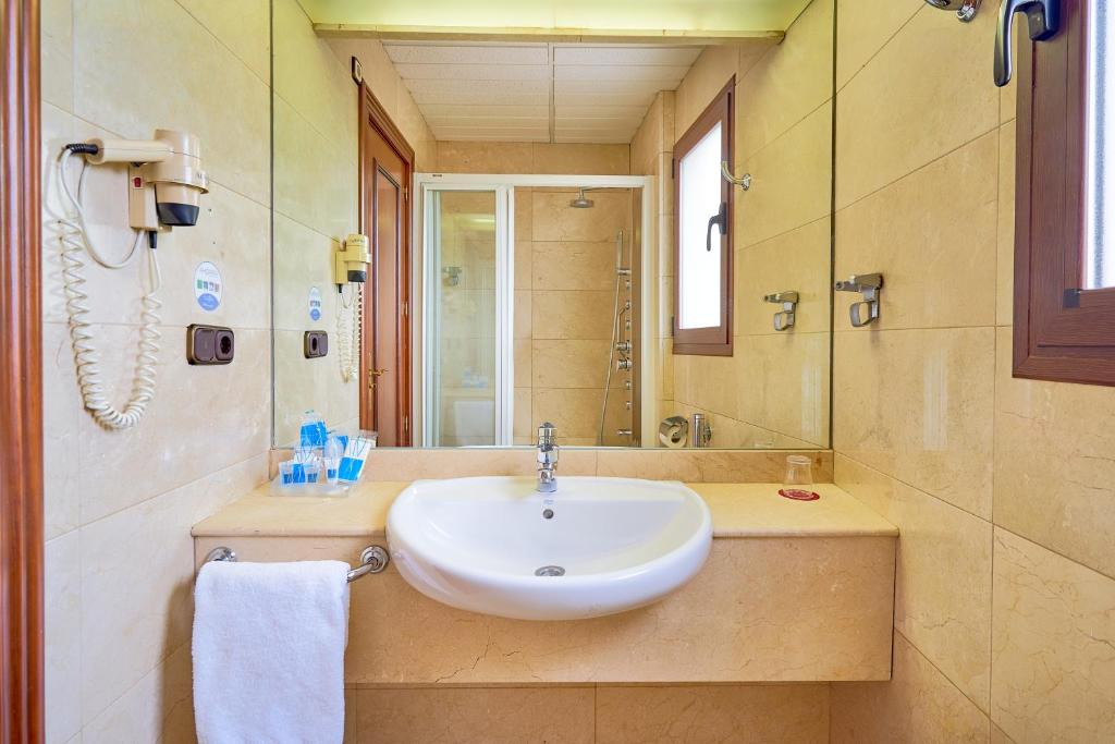 Crisol Guadalupe, Granada – Updated 2023 Prices