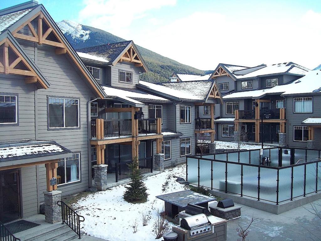 Copperstone Resort, Dead Man's Flats – Updated 2023 Prices