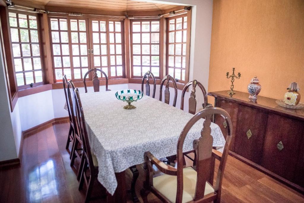  Casa Linda em Teresopolis com pomar de frutas