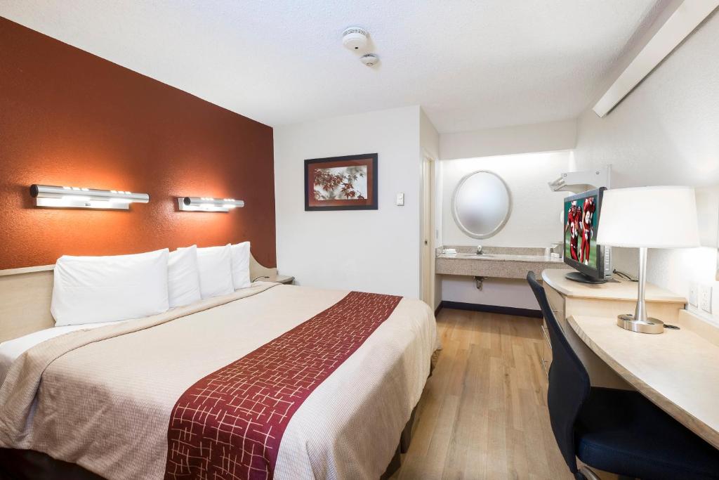 Red Roof Inn Louisville East - Hurstbourne - Habitación Estándar King Libre De Humo