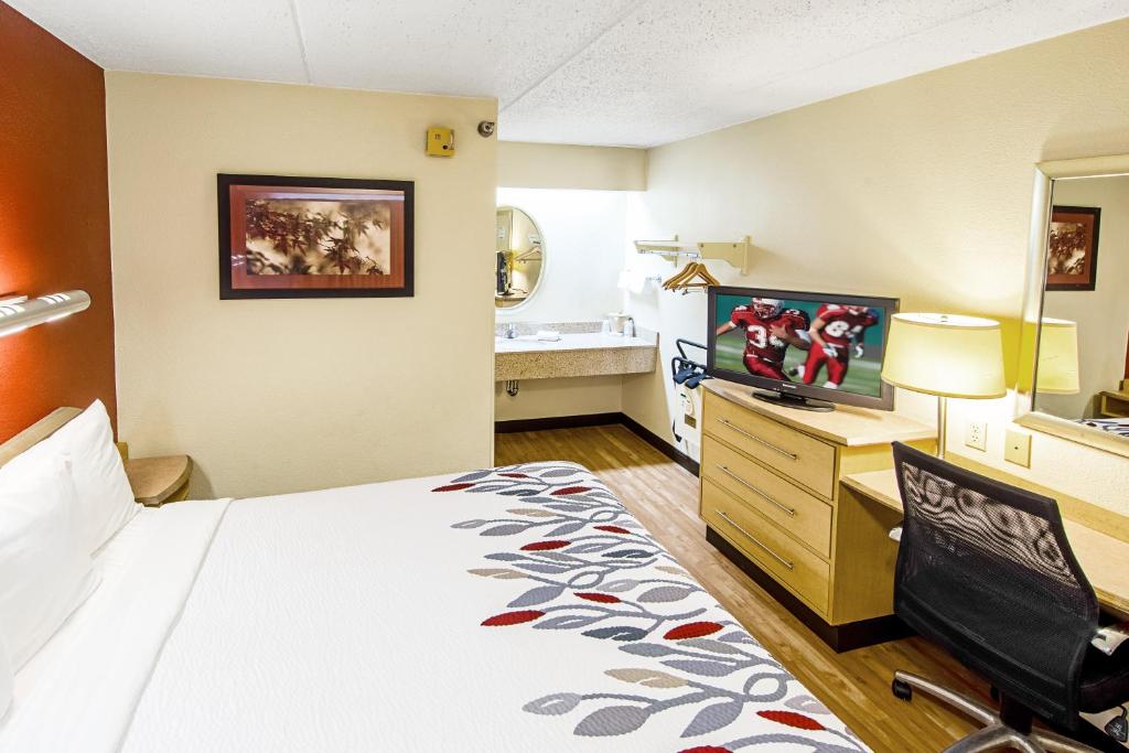 Red Roof Inn Pensacola - I-10 at Davis Highway - Standaard King Kamer Rookvrij