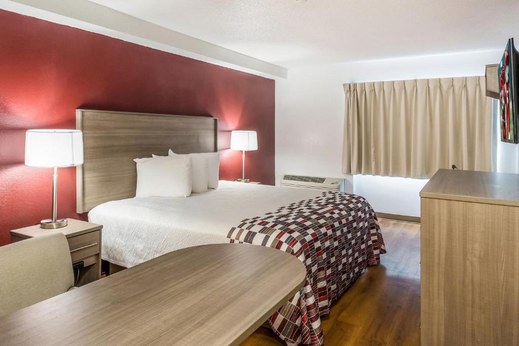 Red Roof Inn Rochester - Airport - Superior King Kamer – Niet-Rokers