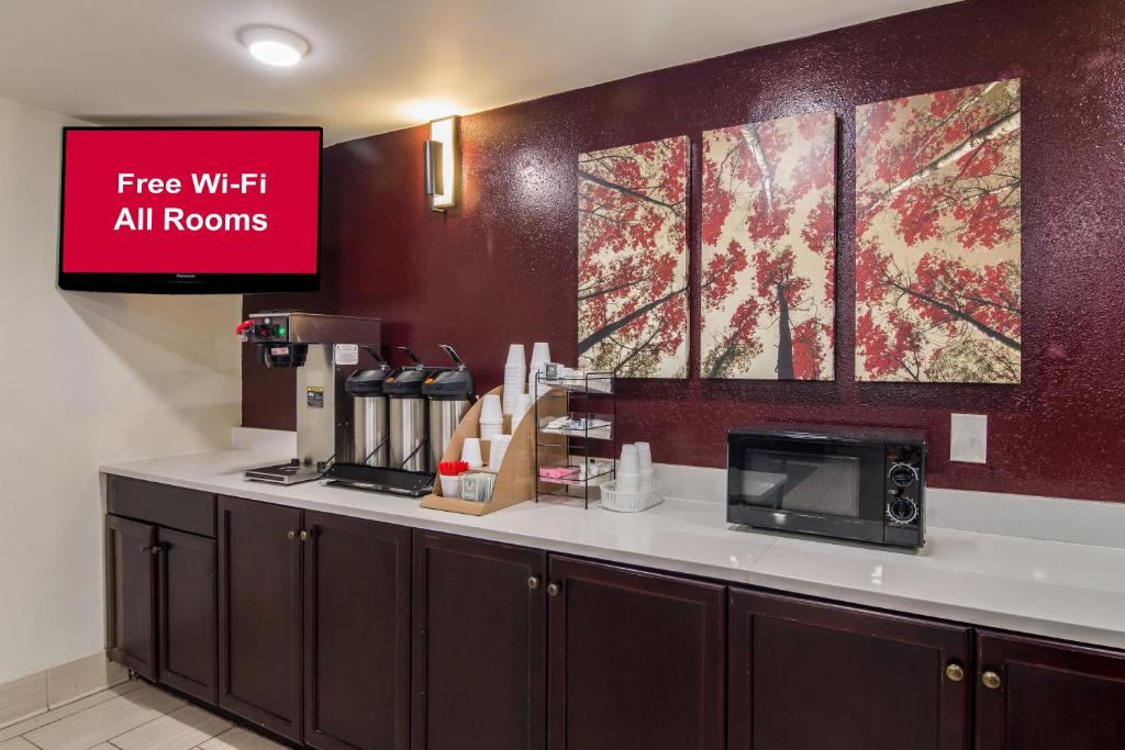 Red Roof Inn Chattanooga - Hamilton Place photo