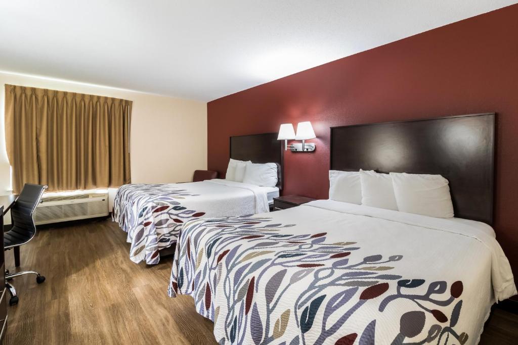 Red Roof Inn Murfreesboro - Luxe Kamer Met Twee Queensize Bedden Niet Roken