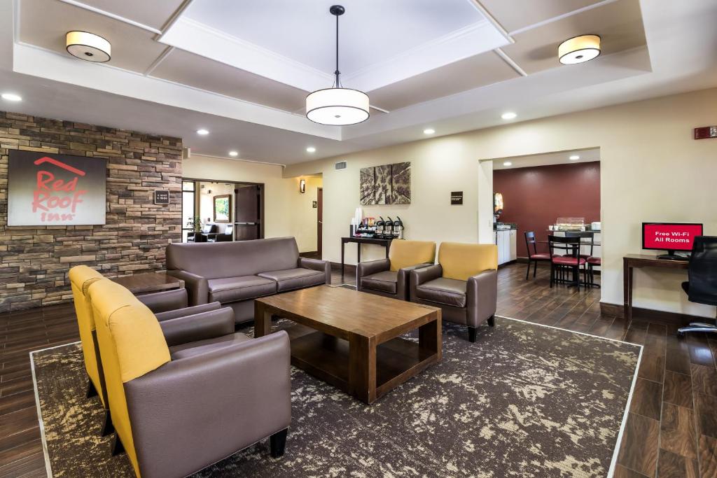 Red Roof Inn Murfreesboro photo