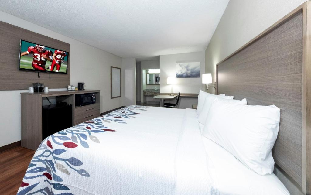 Red Roof Inn Petersburg - Fort Lee - Superior King Room - Non-Smoking