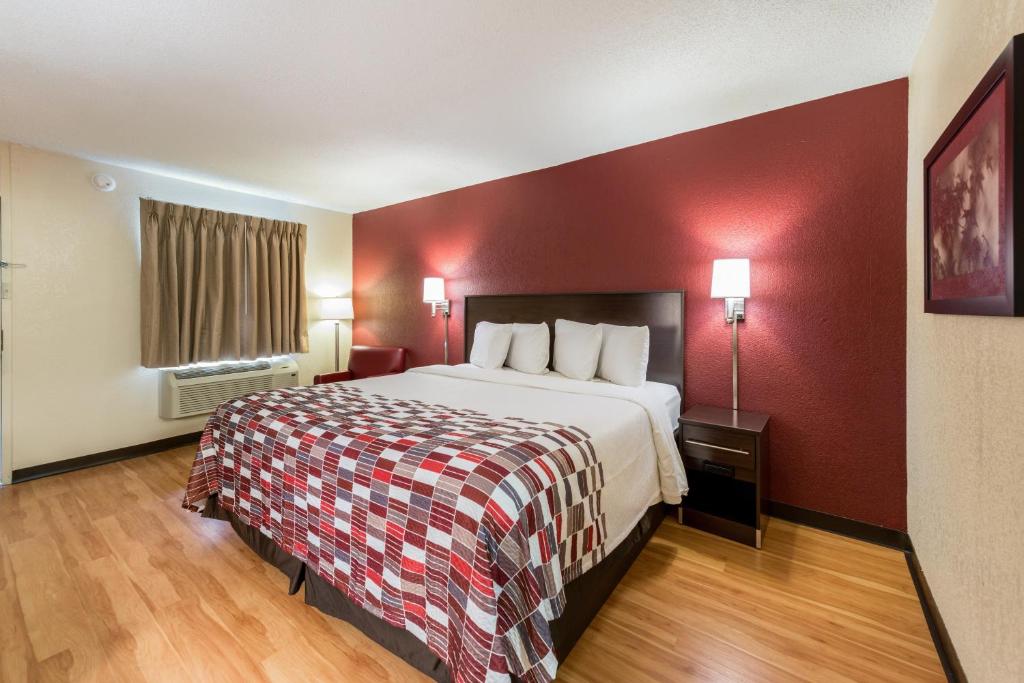 Red Roof Inn Marion, IN - Deluxe King Room Non-fumeur