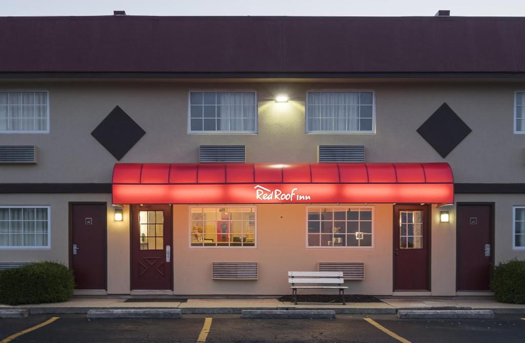 Red Roof Inn Dayton Huber Heights photo