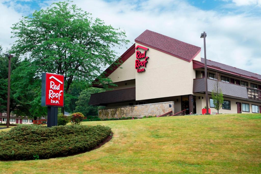 Red Roof Inn Boston  Southborough Worcester
