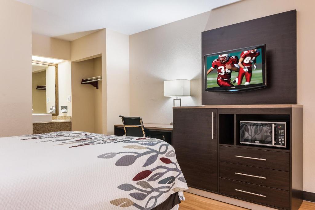 Red Roof Inn Texarkana - Habitación De Lujo Con Una Cama Queen No Fumador