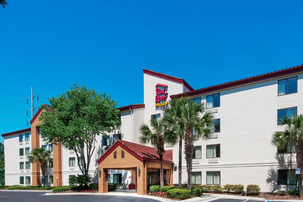 Galeriebild der Unterkunft Red Roof Inn PLUS + Gainesville in Gainesville