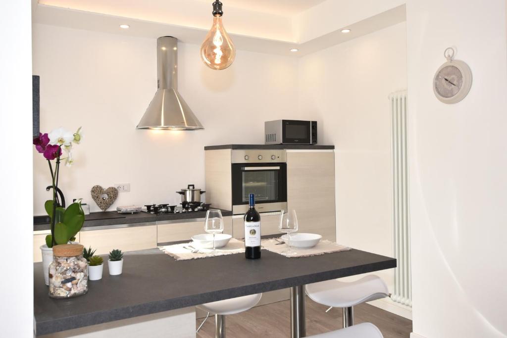 LE PETIT BONHEUR - 4