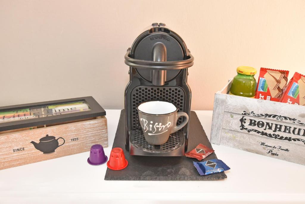 LE PETIT BONHEUR - 8