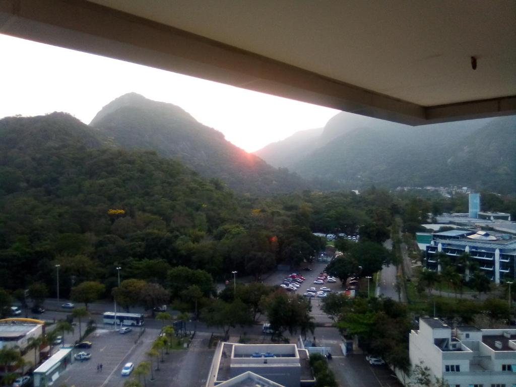  Flat Studio Rio Midas mobiliado em andar alto - Barra da Tijuca