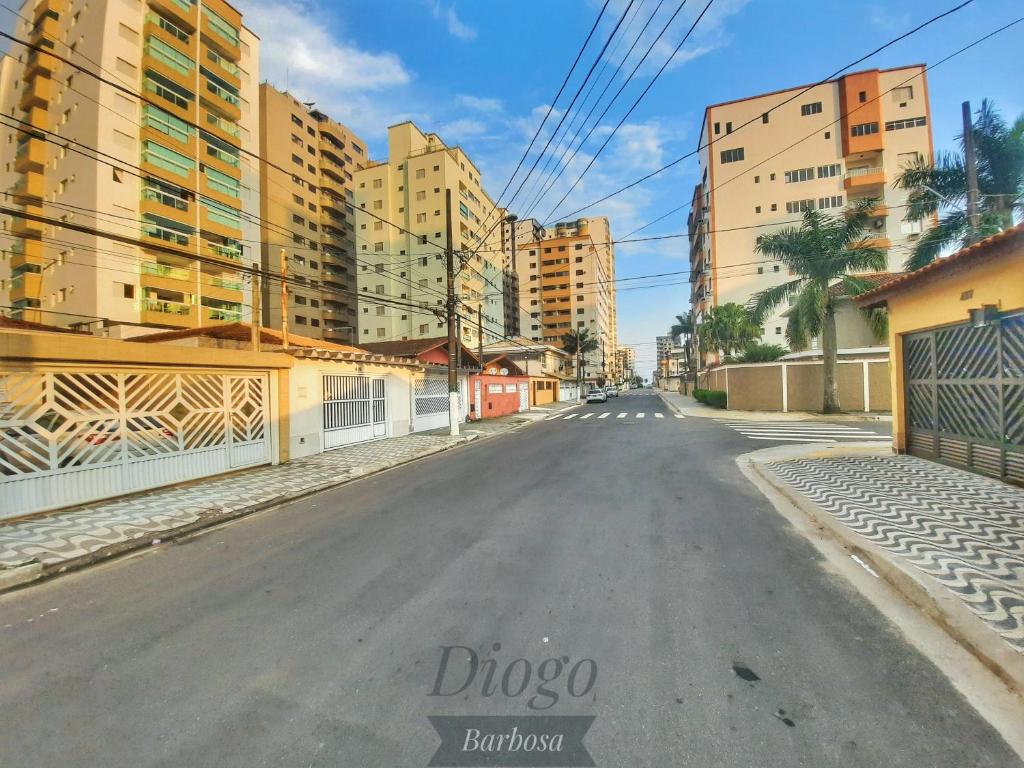  Casa Praia Grande WIFI 2dorm 2carros churrasq 400mts praia Tupi