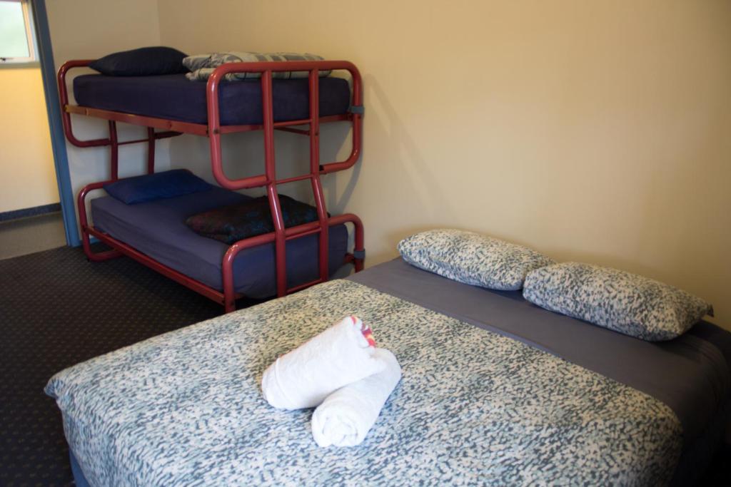 The Lazy Shag Lodge - Resim 16