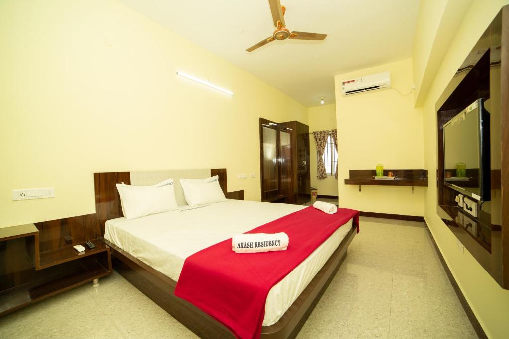 Akash Residency - Deluxe King Room
